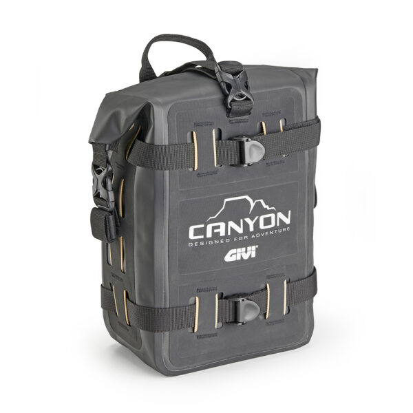 Givi /8 Lt Saddle, Engine Guard And Cargo Bag