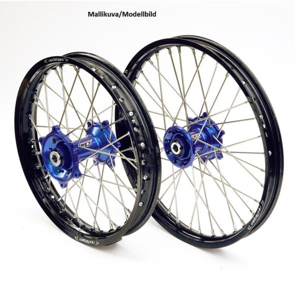 REX WHEELS 18-2,15 TC&FC 23-.. TE&FE 24-.. BLACK RIM/BLUE HUB 22M