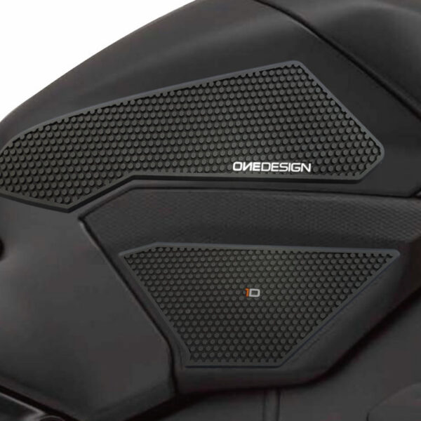 Puig Lateral Tank Pads Honda C/Black
