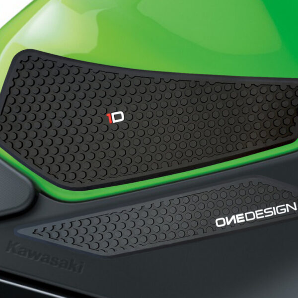 Puig Lateral Tank Pads Kawasaki C/Black