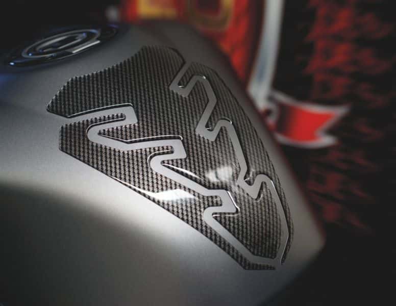 Puig Tank Pad Violent C/Carbon