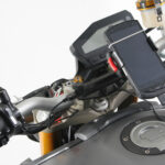Daytona mountbar+USB socket handlebar clamp mount type