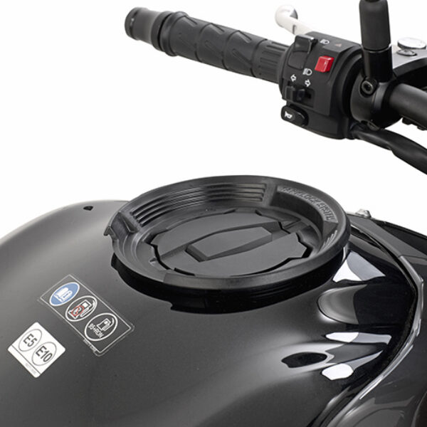 Givi Specific metal flange for fitting the TankLock tank bags