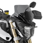 Givi Specific screen smoked 28.5 x 36 cm (H x W) BMW F800R (15)