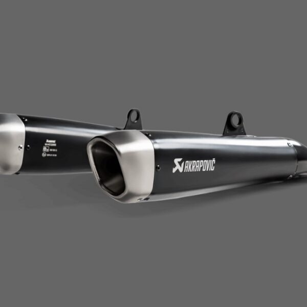 Akrapovic Slip-On Line (Titanium)Thriumph Street Twin 2016-