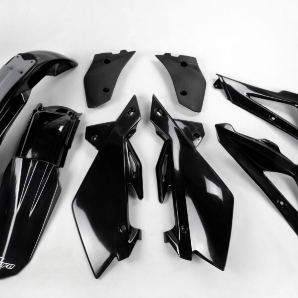 UFO Plastic kit 4-parts Black HVA 2-T CR 2006-08