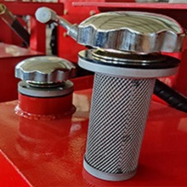Bronco Oil cap + strainer 77-13500