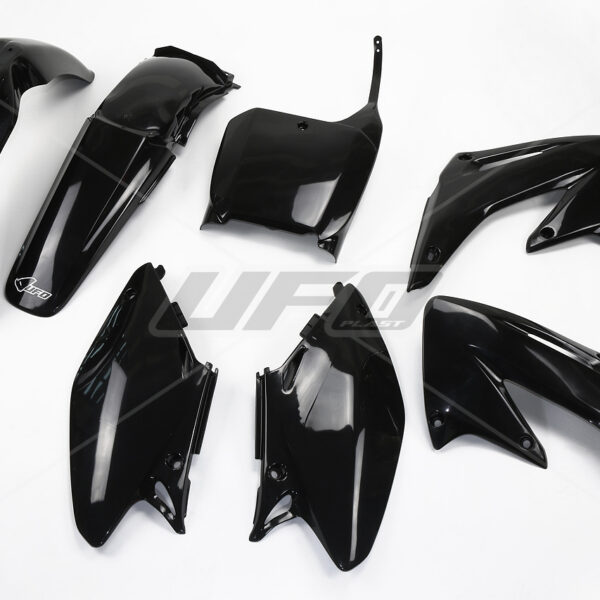 UFO Plastic kit 5-parts Black CR125/250 02-03
