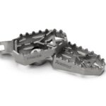 Akrapovic Adventure Footpeg Set (Titanium) Suzuki V-STROM 800/800DE/1050 2020-20